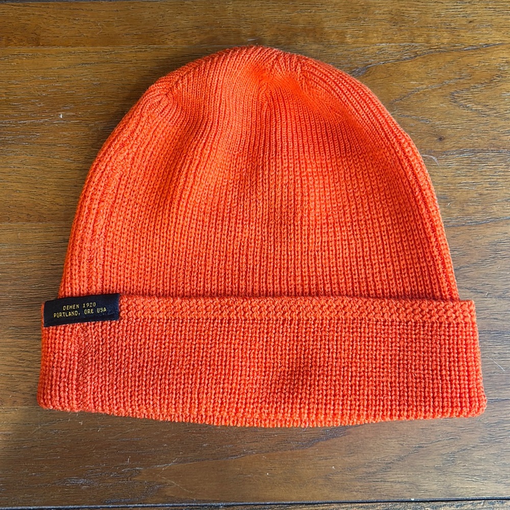 Dehen 1920 orange beanie **new**